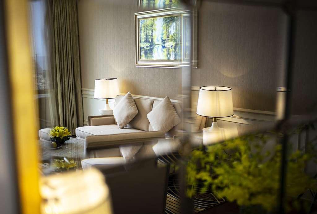 Melia Vinpearl Quang Binh Hotel Dong Hoi Ruang foto