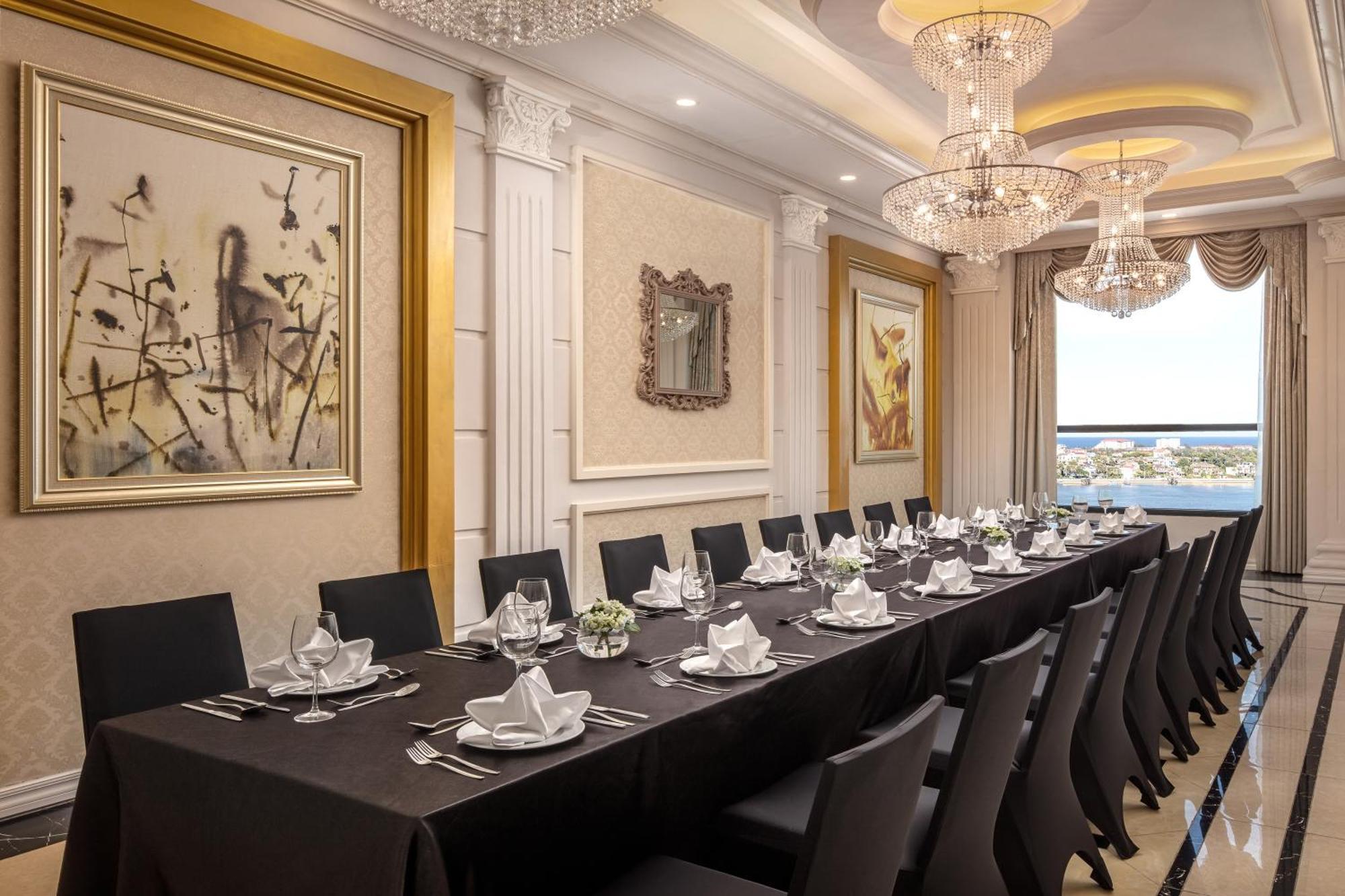 Melia Vinpearl Quang Binh Hotel Dong Hoi Bagian luar foto