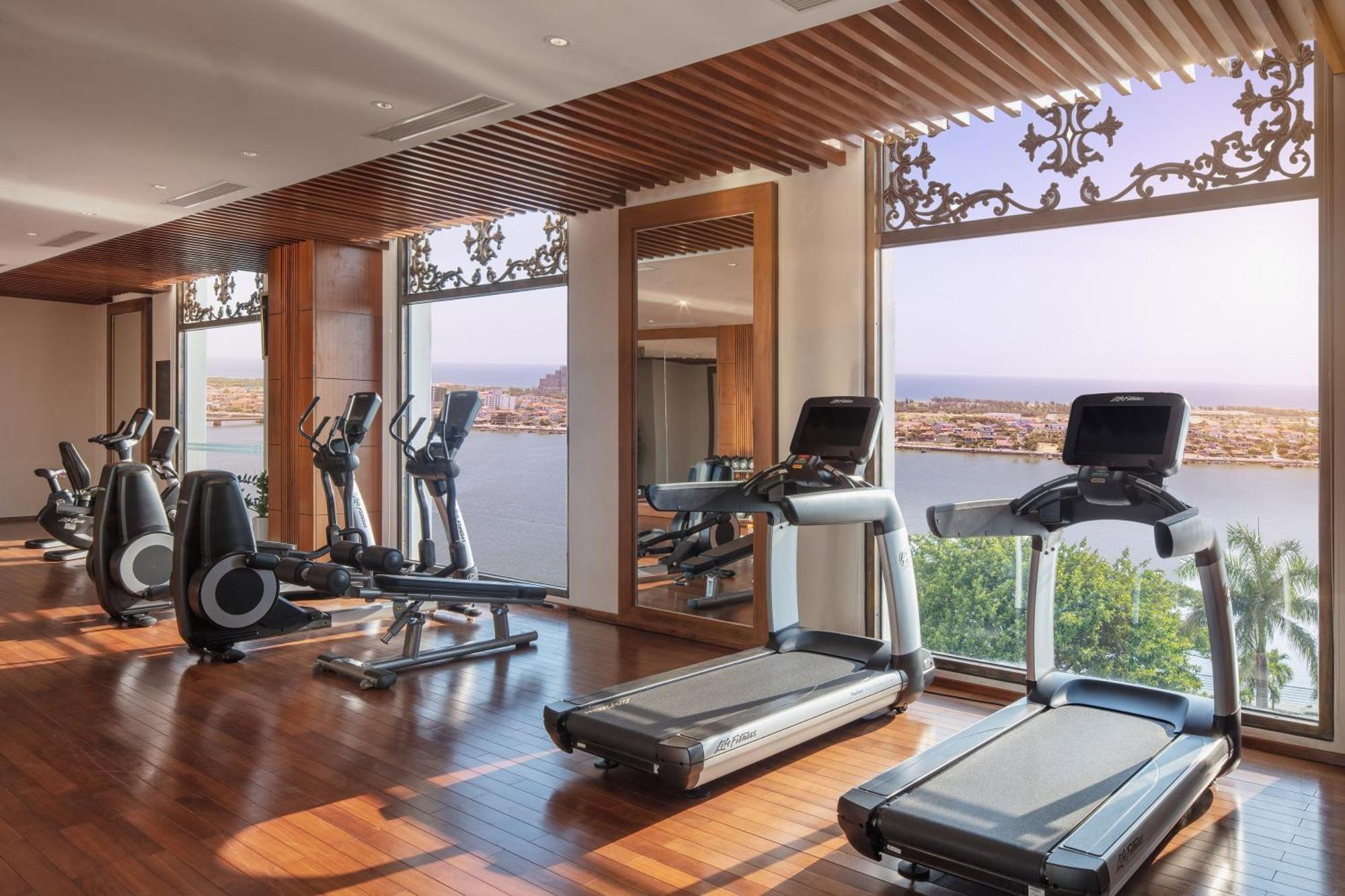 Melia Vinpearl Quang Binh Hotel Dong Hoi Bagian luar foto
